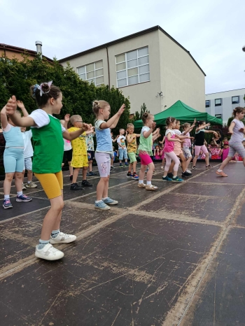 504247576_710395735048276_8867814665681484013_n