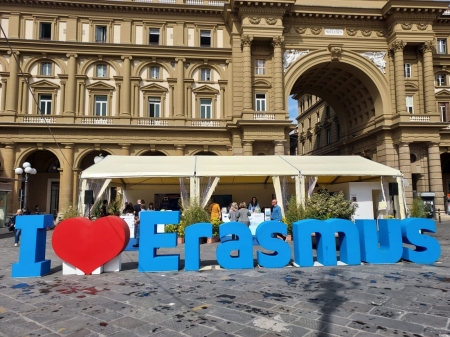 Inwestowanie w wiedzę zawsze przynosi największe zyski.